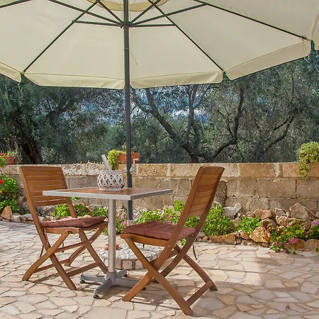 بيت ضيافة Feudo D'arneo