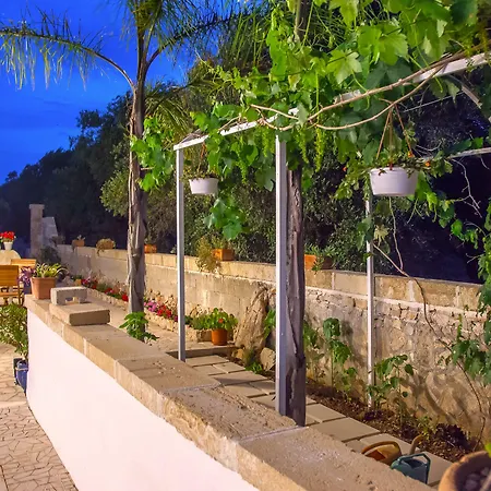 게스트하우스 Feudo D'arneo