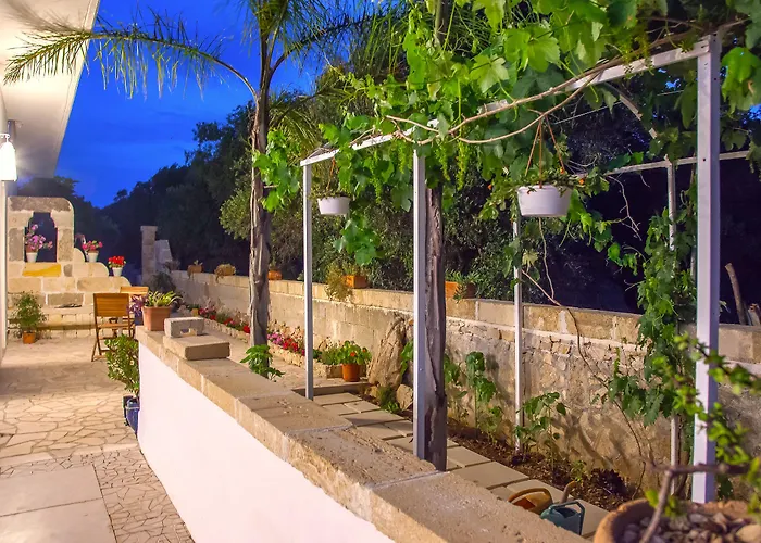 招待所 Feudo D'arneo